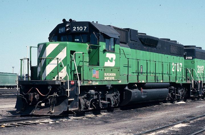 BN  2107 - GP38-2.jpg